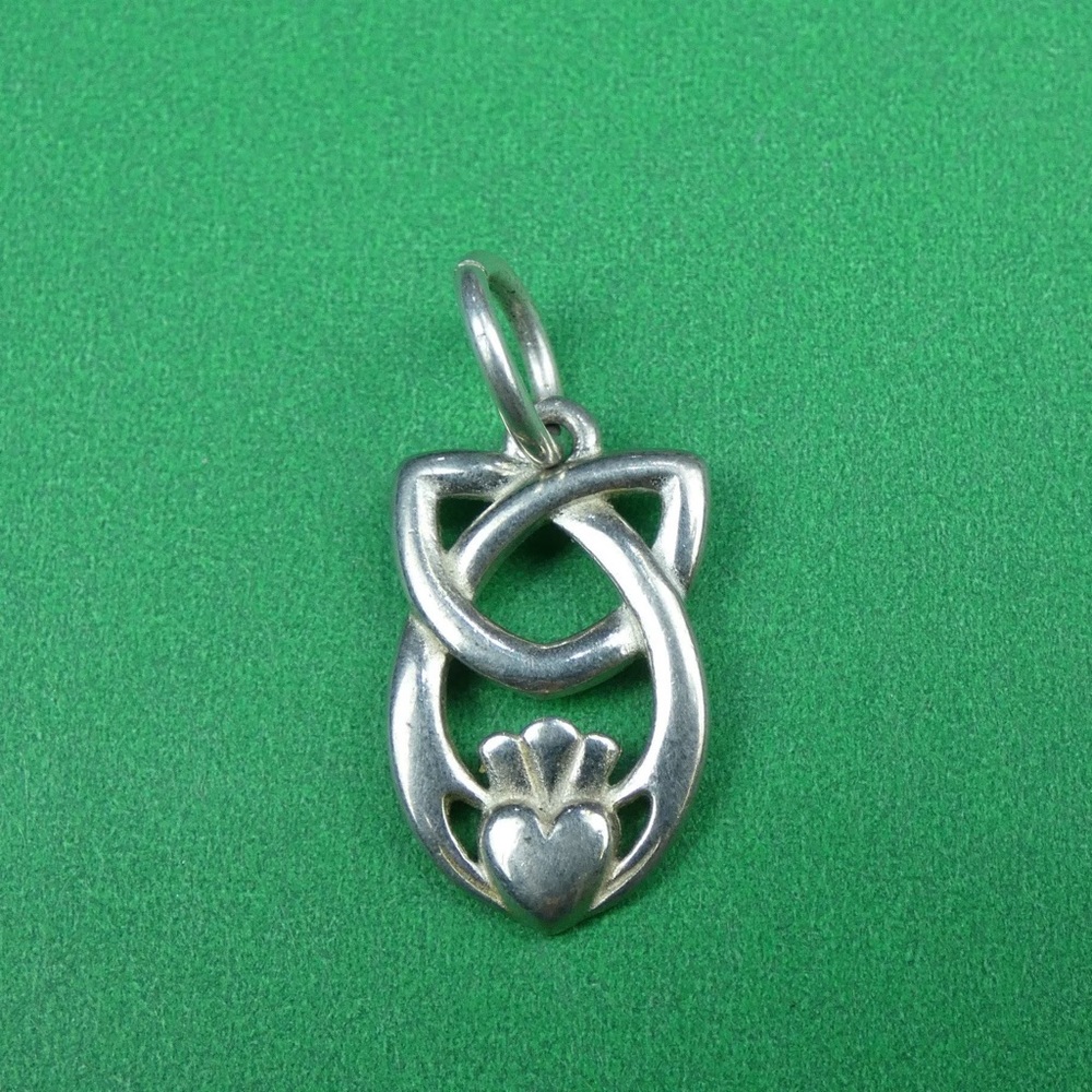 Solvar Solid Sterling Silver Claddagh Trinity Kno… - image 3